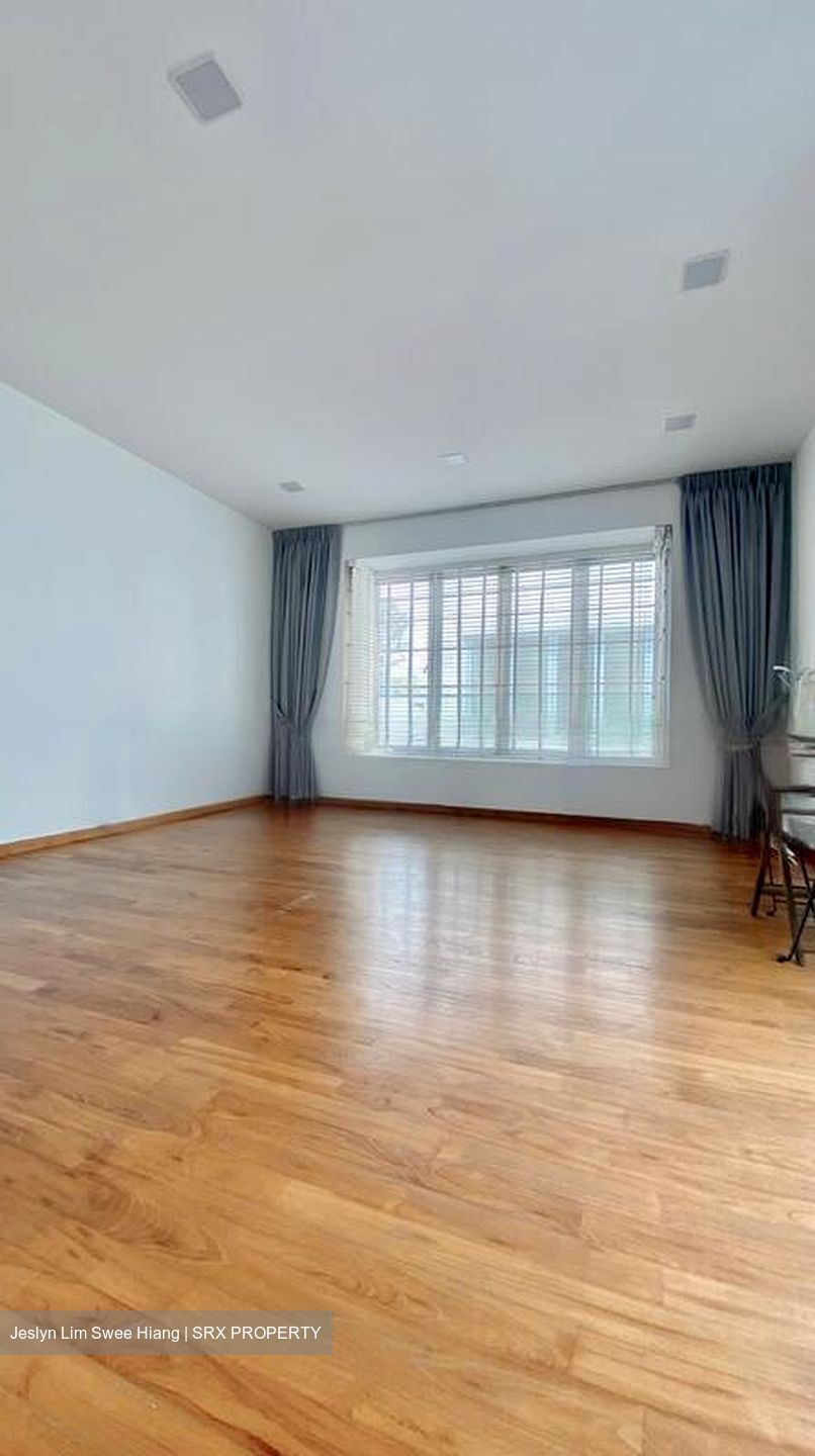 Meyer Road (D15), Terrace #586253141